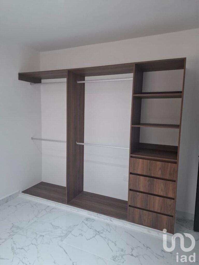 DEPARTAMENTO EN VENTA AVENIDA HUAYACAN EN CANCUN