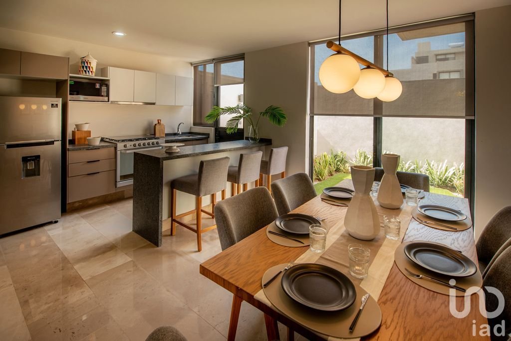 Casa en venta en ZOI Santa Anita junto a Plaza Galerias de López Mateos Sur