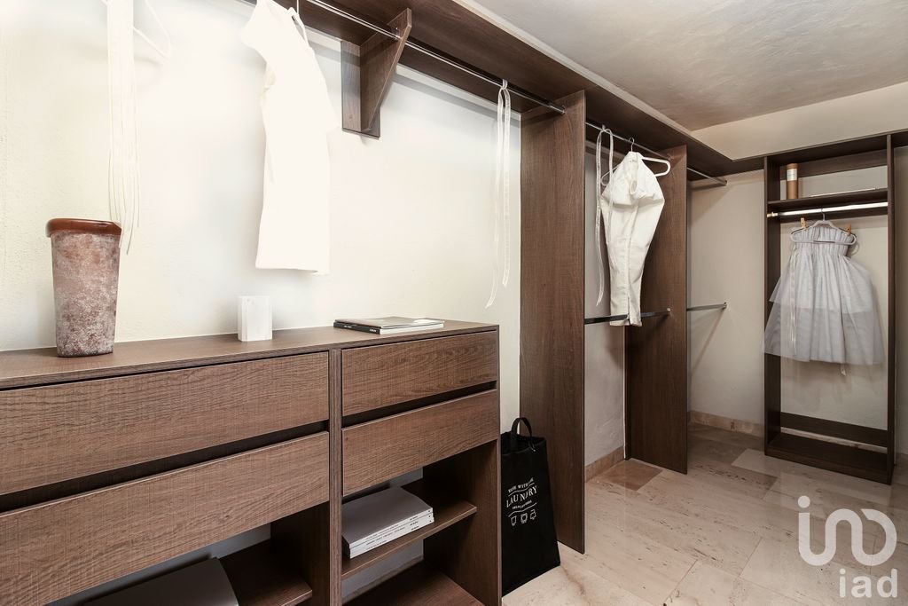 Casa en venta en ZOI Santa Anita junto a Plaza Galerias de López Mateos Sur