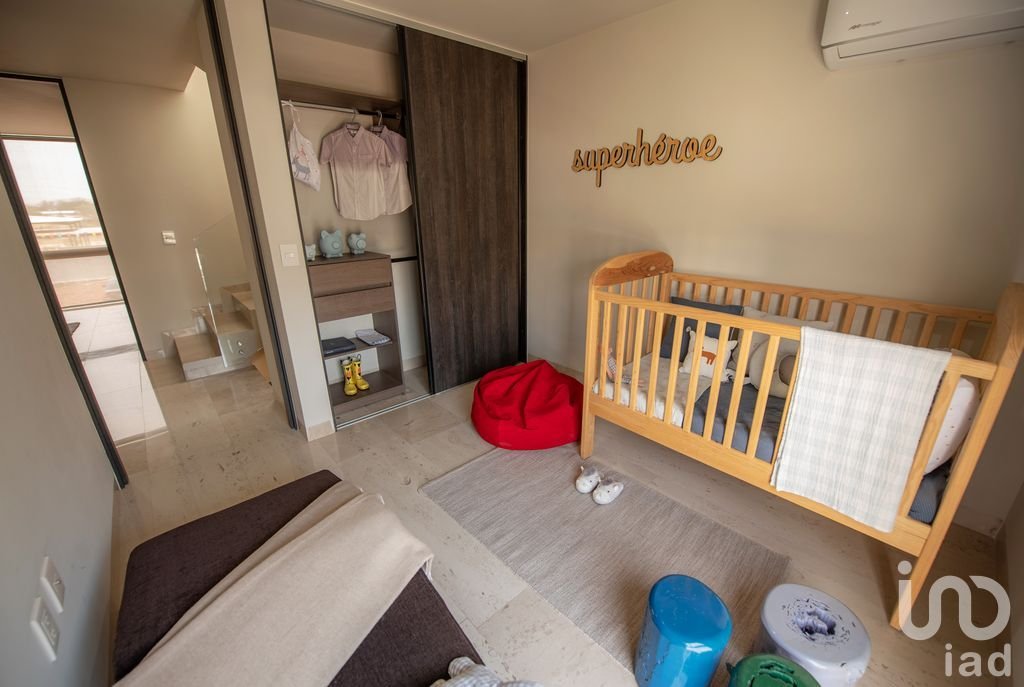 Casa en venta en ZOI Santa Anita junto a Plaza Galerias de López Mateos Sur