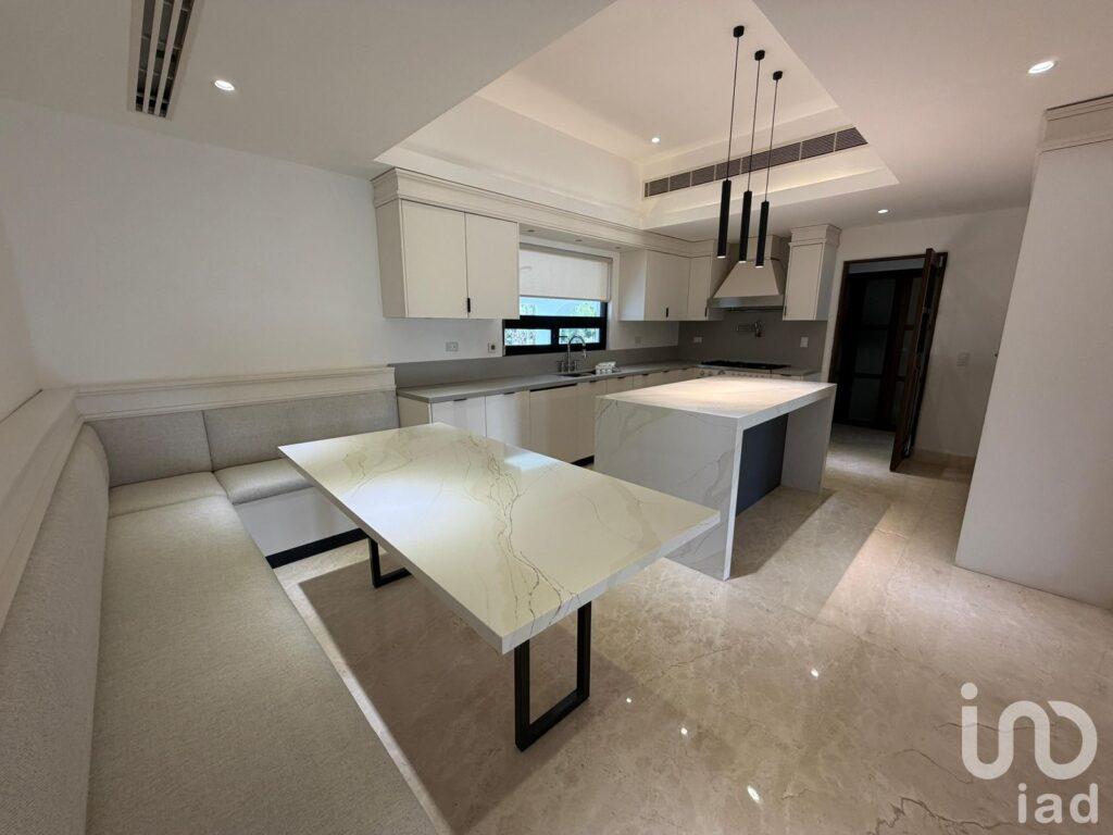 Casa en Renta en Las Misiones Santiago