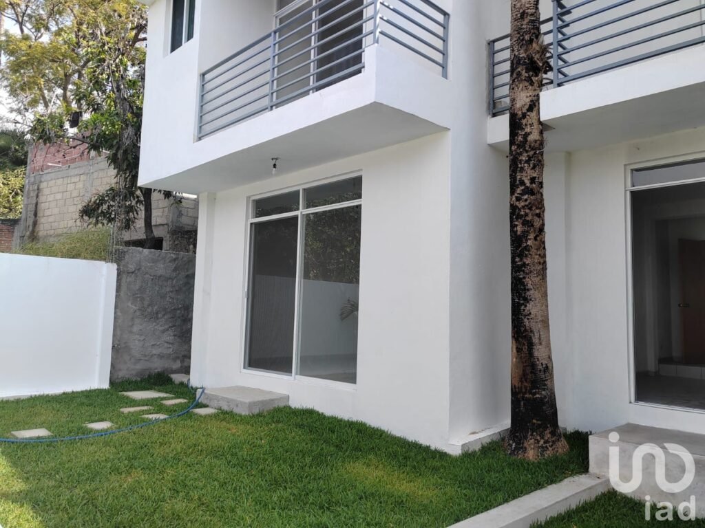 Estrena Casa en Temixco, Conjunto con Alberca