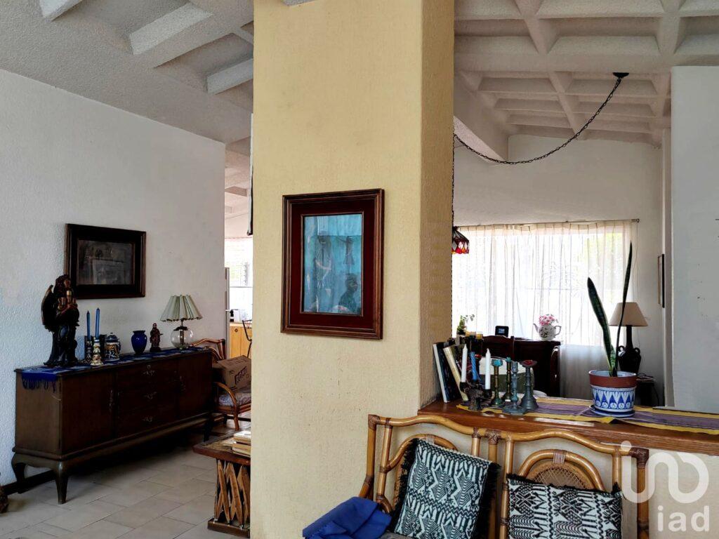 Casa en Condominio Vista Hermosa, Solo 3 Casas con Alberca y Jardín