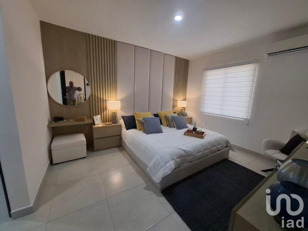 DEPARTAMENTO EN CONDOMINIO 2 RECAMARAS CON AMENIDADES EN AV. HUAYACAN EN CANCUN