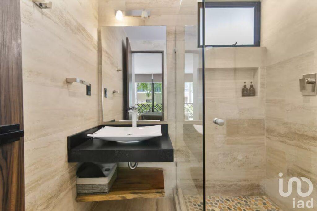 DEPARTAMENTO EN VENTA EN TORRE CON AMENIDADES, TULUM, MEXICO