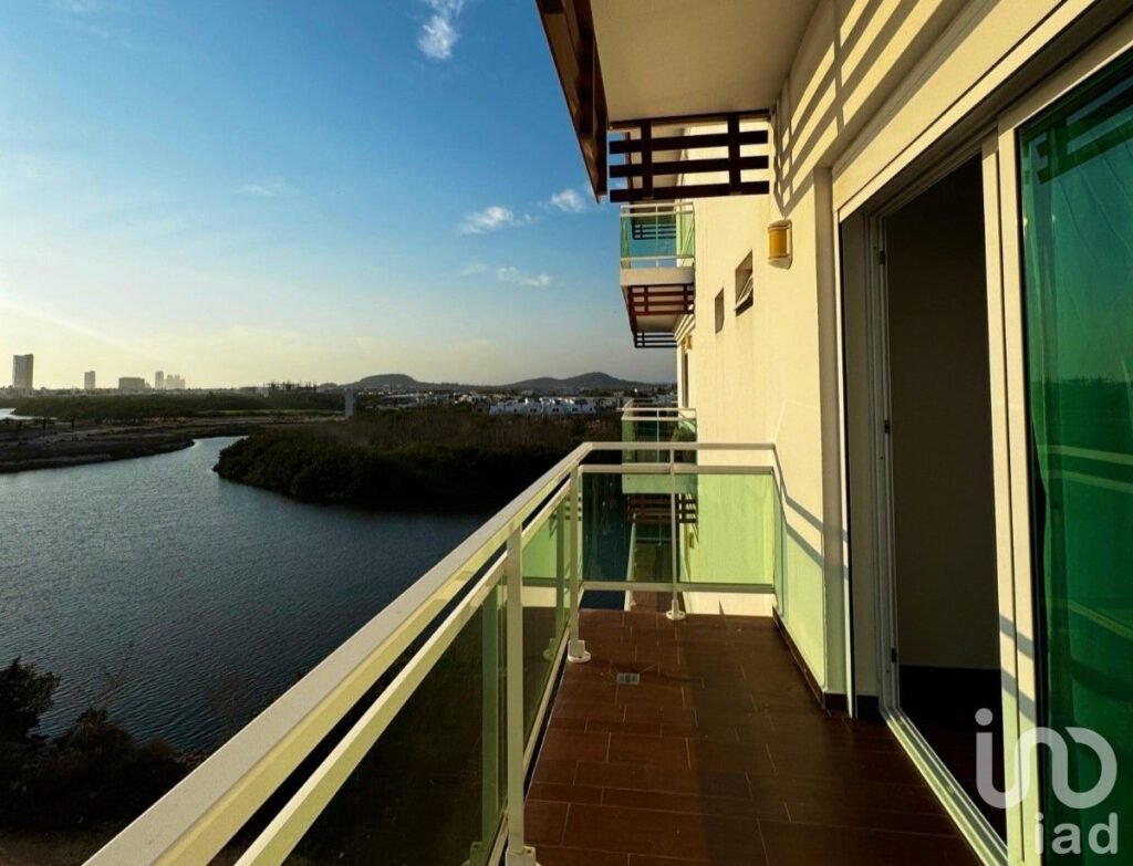 Departamento en Renta en Torre en la Marina, Mazatlán, Sinaloa.