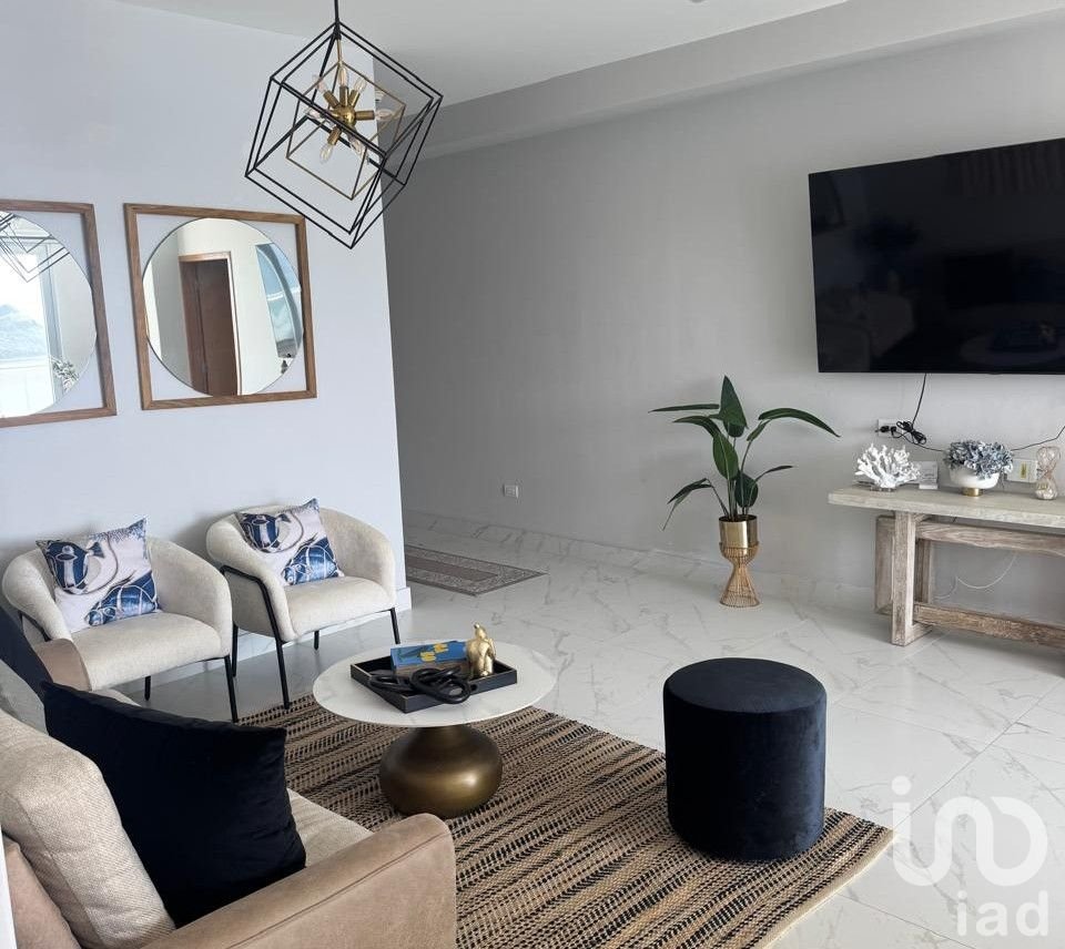 Departamento en Renta en Zona Dorada, Mazatlán, Sinaloa.