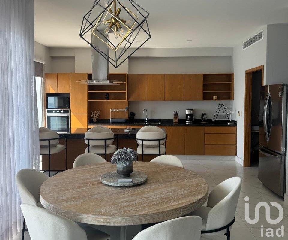 Departamento en Renta en Zona Dorada, Mazatlán, Sinaloa.