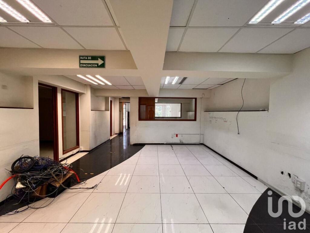 Local comercial en renta en Virreyes #80, Col. Lomas de Chapultepec IV Secc., Miguel Hidalgo, CDMX.