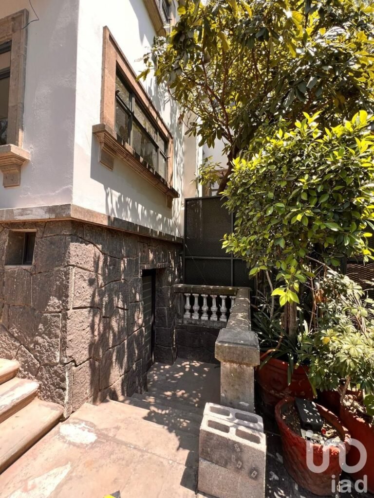 Local comercial en renta en Virreyes #80, Col. Lomas de Chapultepec IV Secc., Miguel Hidalgo, CDMX.