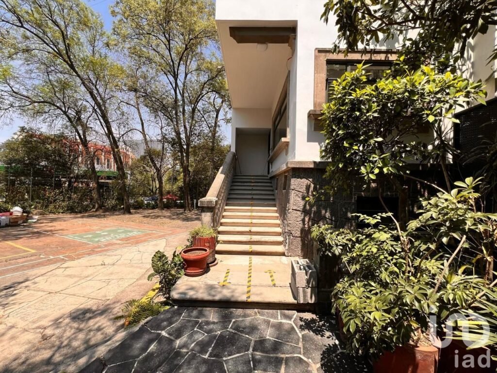 Local comercial en renta en Virreyes #80, Col. Lomas de Chapultepec IV Secc., Miguel Hidalgo, CDMX.