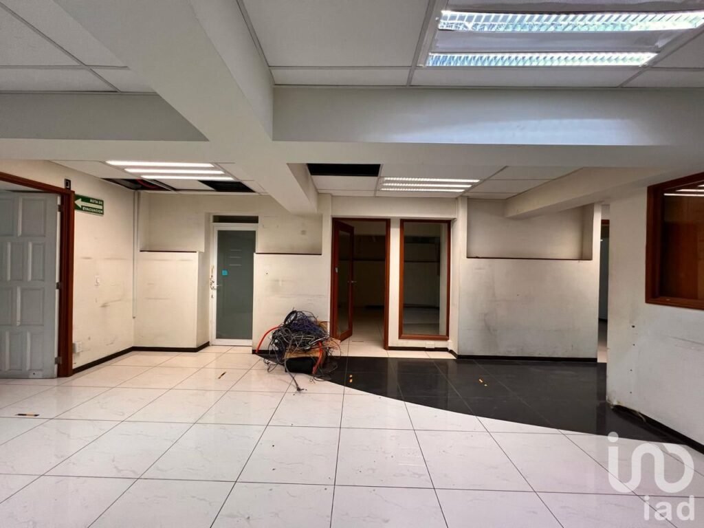 Local comercial en renta en Virreyes #80, Col. Lomas de Chapultepec IV Secc., Miguel Hidalgo, CDMX.