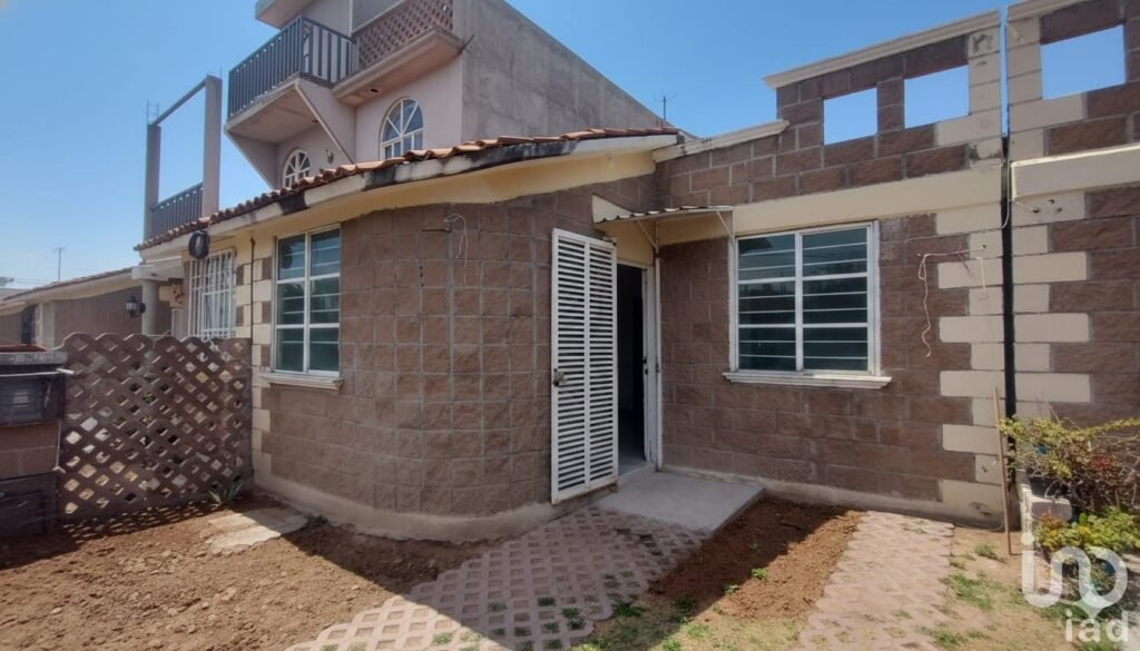 CASA EN VENTA EN FRACCIONAMIENTO LOS TUZOS,PACHUCA,HGO.