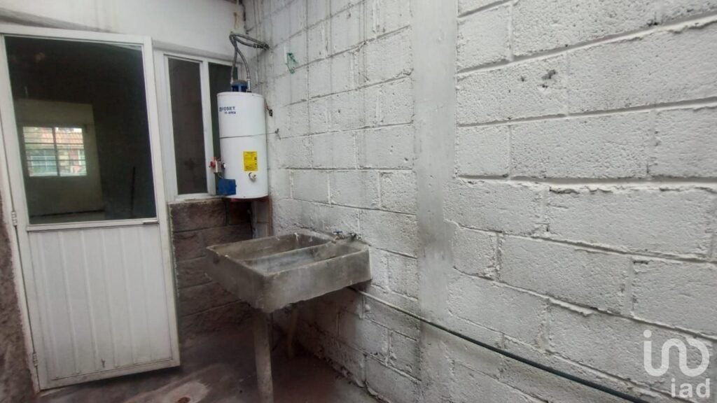 CASA EN VENTA EN FRACCIONAMIENTO LOS TUZOS,PACHUCA,HGO.