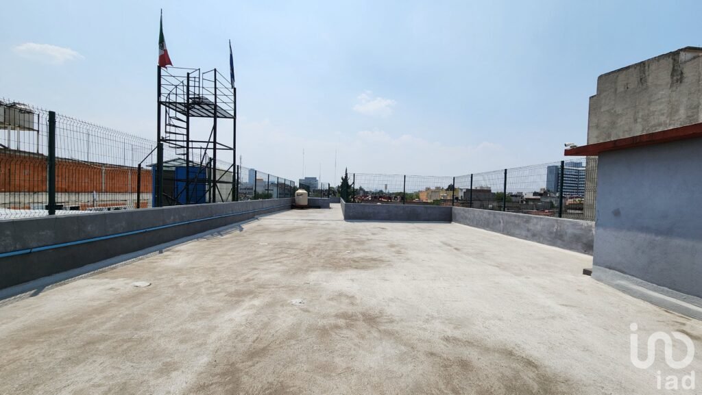 RENTA DE OFICINA, POR PLANTA O EDIFICIO COMPLETO EN COLONIA BUENAVISTA