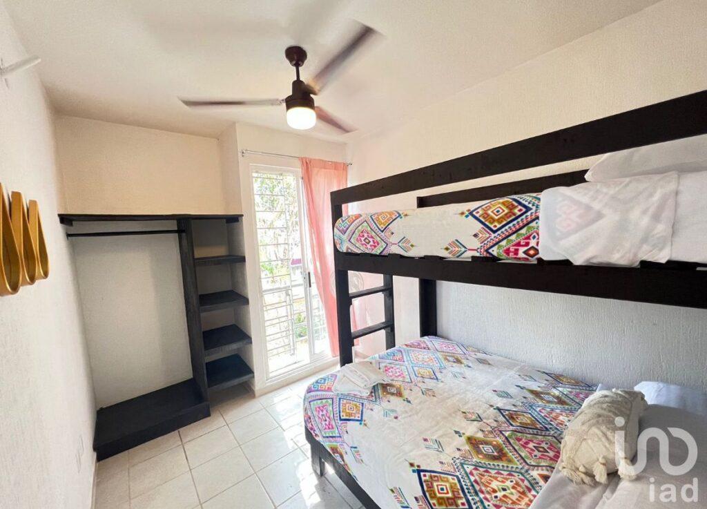 Departamento en renta Playa del Carmen, Villas del Sol 2 recámaras con seguridada y amenidades