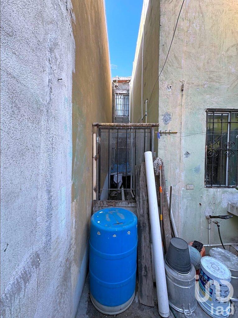 Casa en Venta en Col Balcones de Huinala, Apodaca N.L. (NEGOCIABLE)