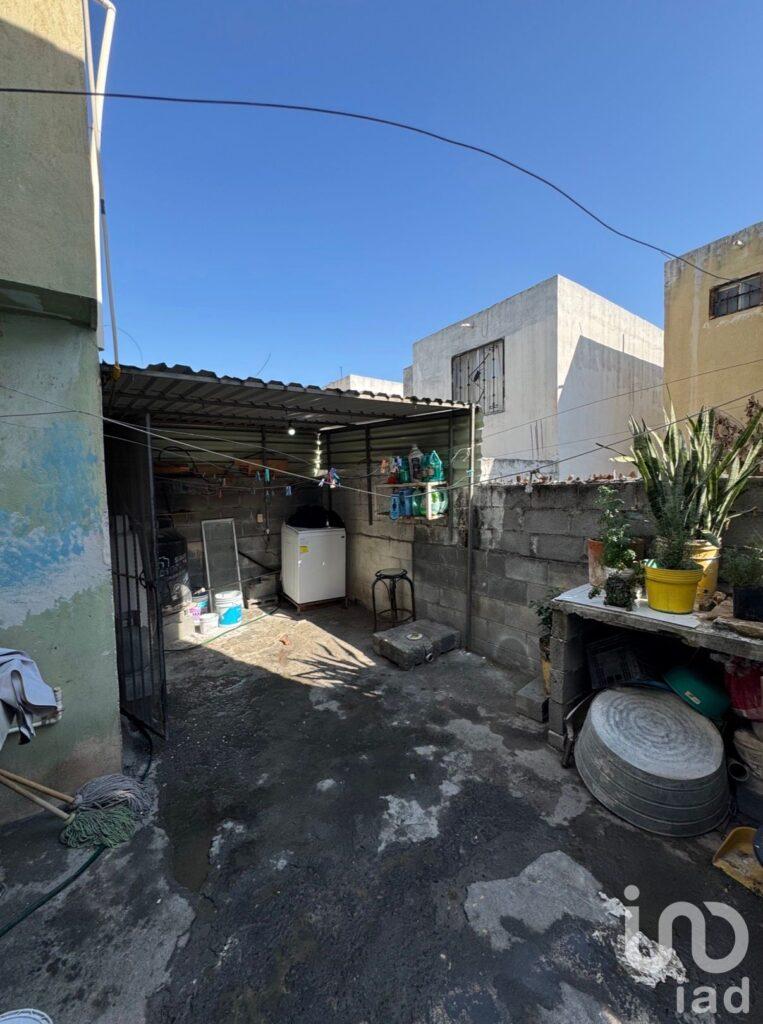 Casa en Venta en Col Balcones de Huinala, Apodaca N.L. (NEGOCIABLE)