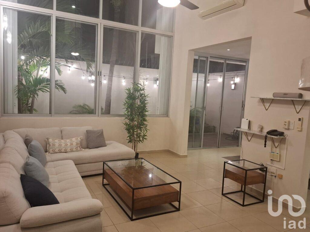 CASA EN VENTA EN RESIDENCIAL PALMARIS CANCUN