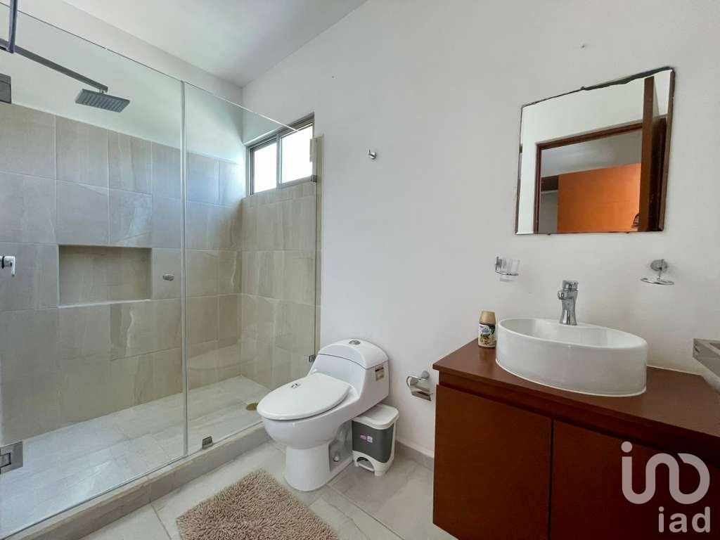 VENTA  DE CASA EN  LONG ISLAND CANCUN, AV. HUAYACAN