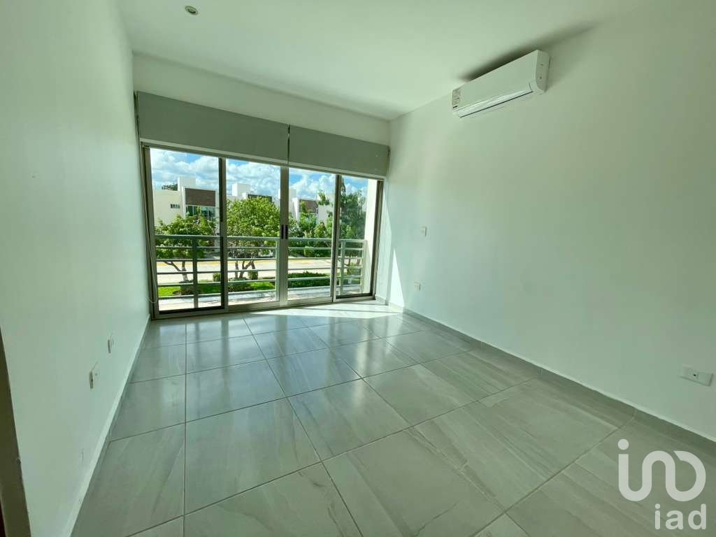 VENTA  DE CASA EN  LONG ISLAND CANCUN, AV. HUAYACAN