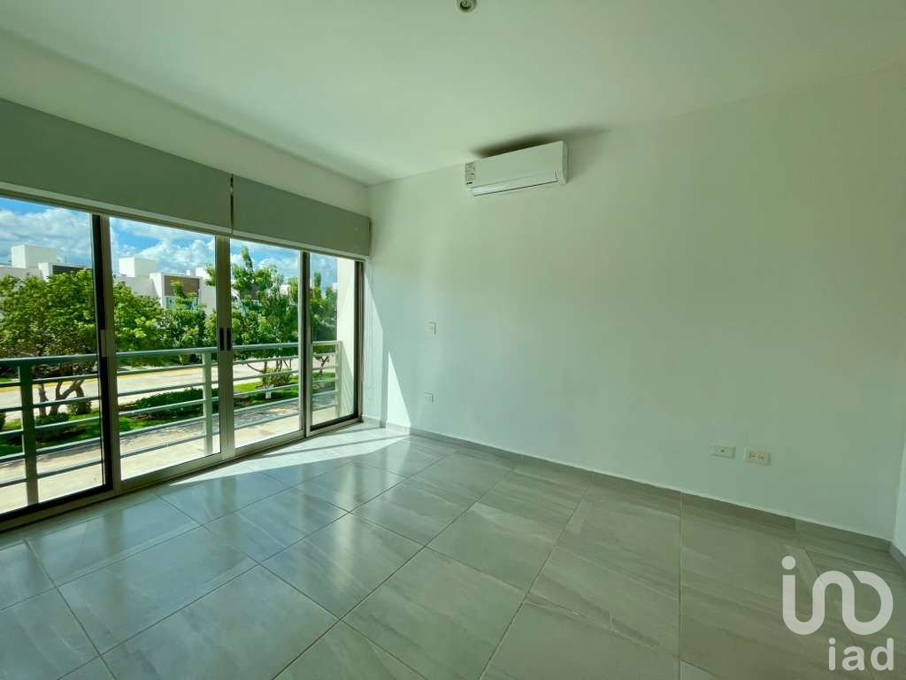VENTA  DE CASA EN  LONG ISLAND CANCUN, AV. HUAYACAN