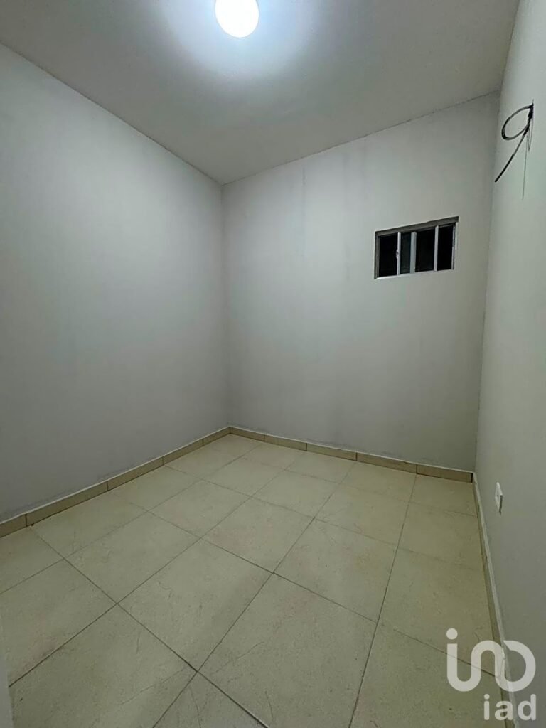 CONSULTORIOS MÉDICOS EN RENTA EN ÁREA EJERCITO NACIONAL CD JUAREZ