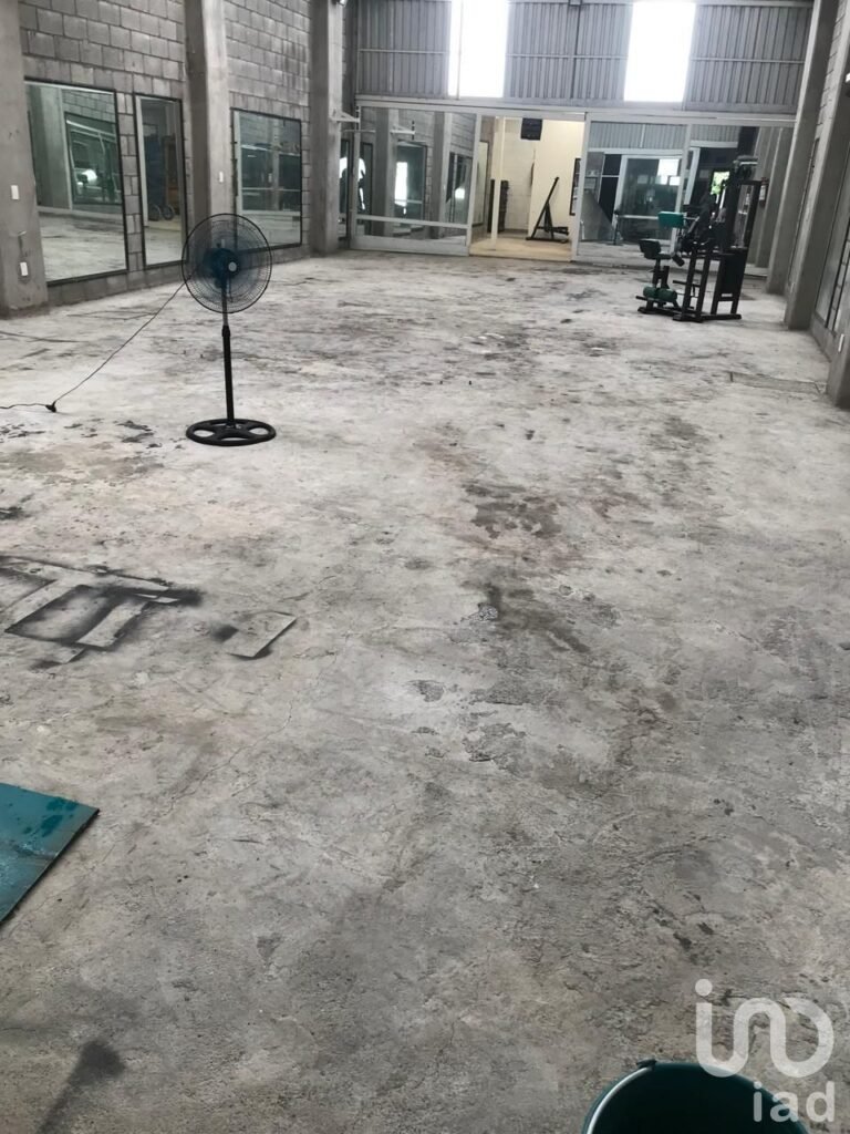 Bodega en Venta en Jardines de Celaya | 240 m² | Paseo del Bajío 407