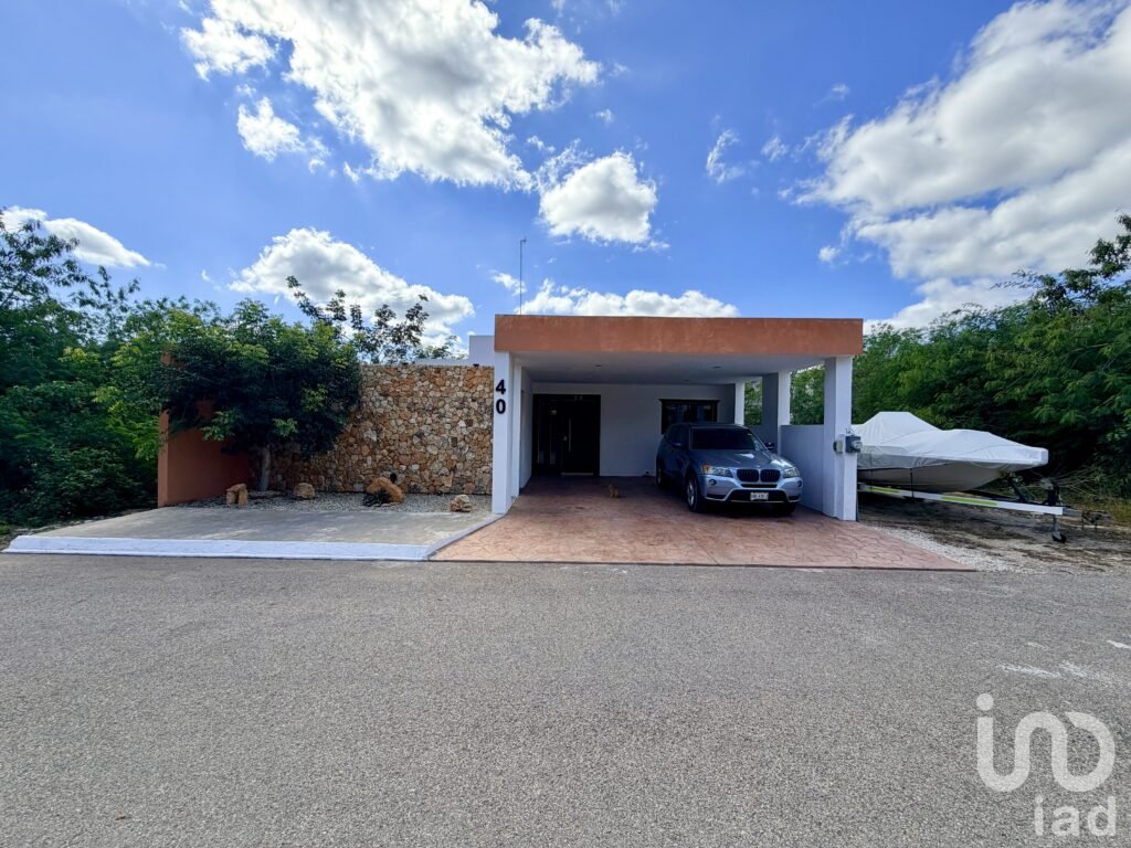 CASA EN VENTA DE UN SOLO PISO EN KANÁN CONKAL, YUCATAN