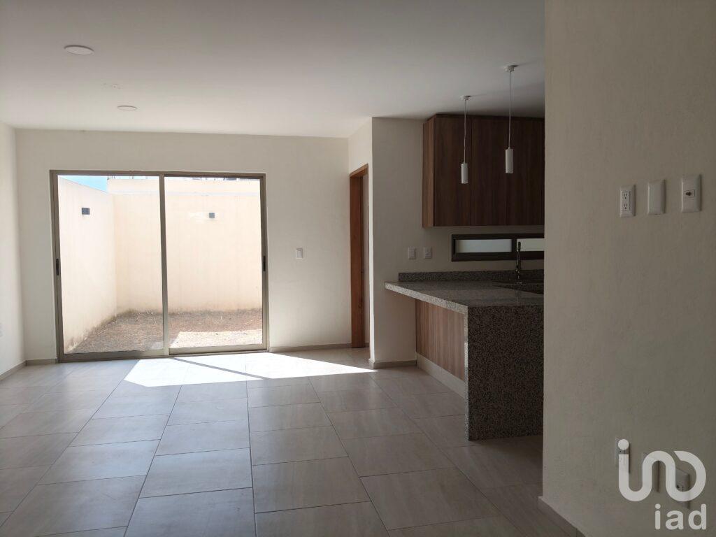 Casa en Venta Moderna 3 Recámaras al Norte de Villa de Álvarez