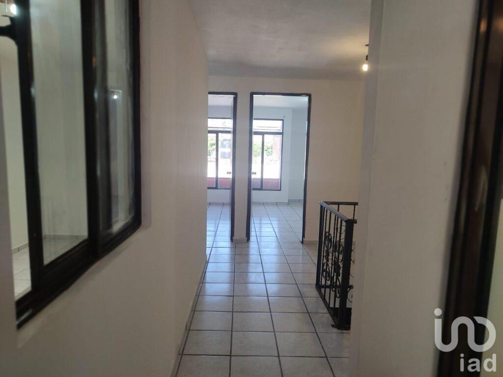 Casa en Venta en Hogares Obreros de 5 recamaras y 2 baños