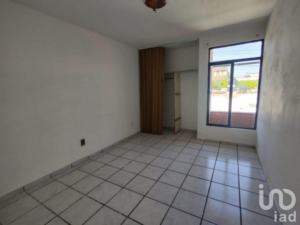 Casa en Venta en Hogares Obreros de 5 recamaras y 2 baños