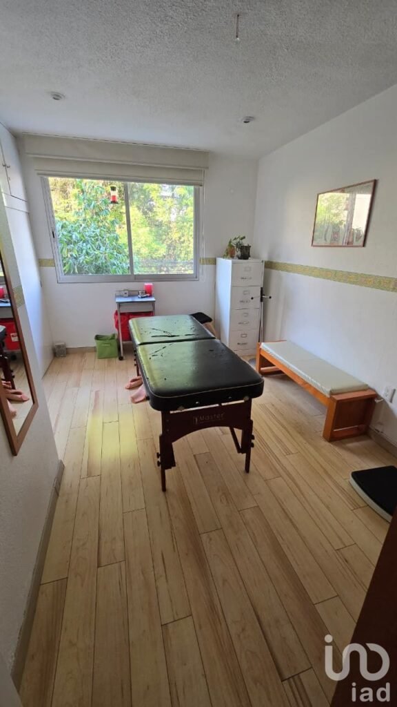 Edificio en Venta con tres Departamentos en Sierra Mojada Lomas de Chapultepec