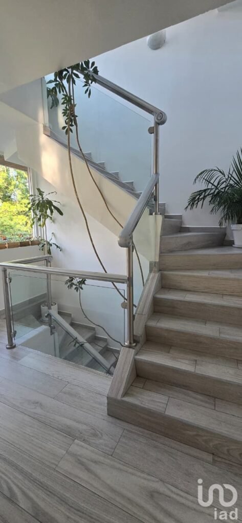 Edificio en Venta con tres Departamentos en Sierra Mojada Lomas de Chapultepec