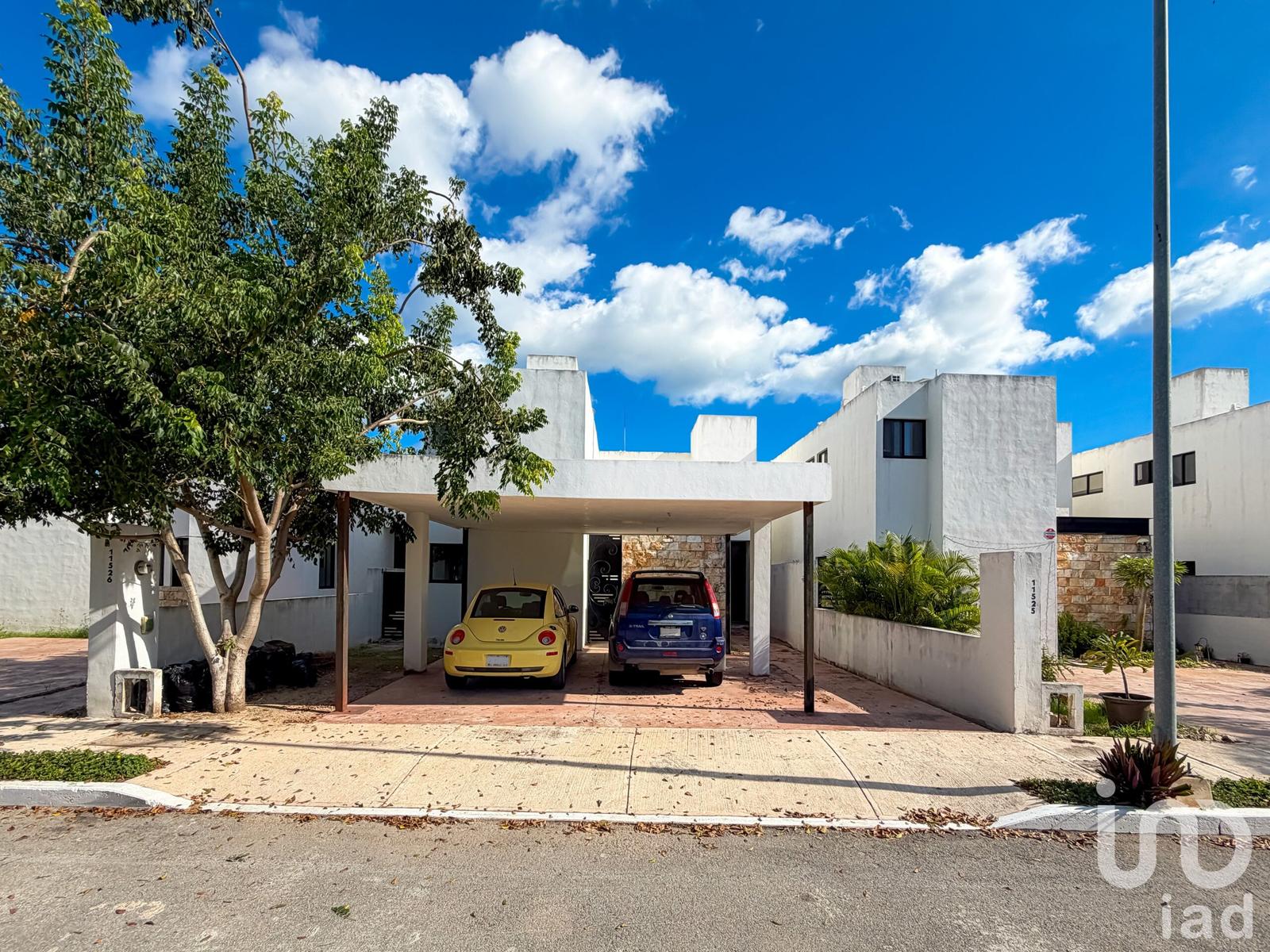 CASA EN VENTA EN PRIVADA MANERE EN CONKAL