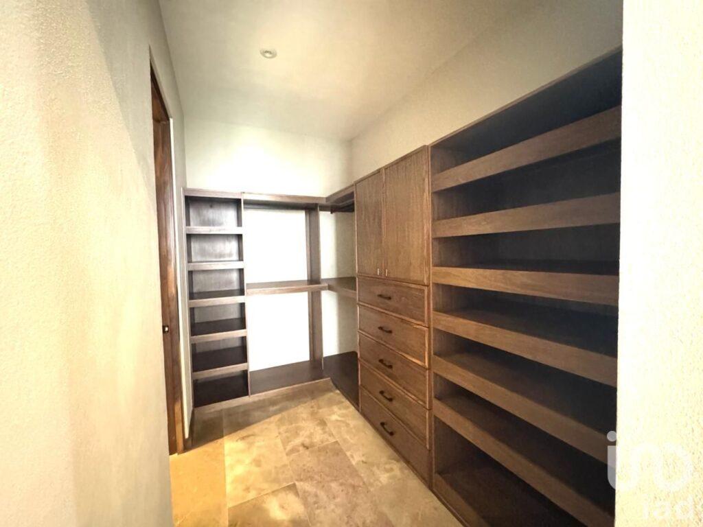 Residencia en Venta en el Club de Golf La Loma, SLP