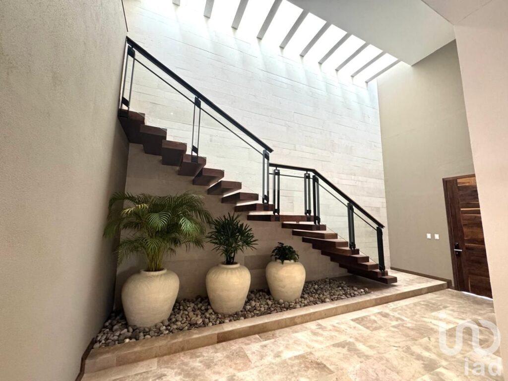 Residencia en Venta en el Club de Golf La Loma, SLP