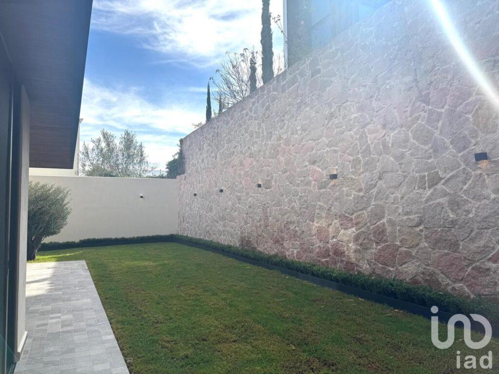 Residencia en Venta en el Club de Golf La Loma, SLP
