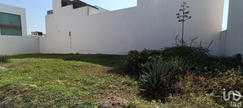 Terreno en Venta en el Fracc. Residencial Lomas del Sol, Alvarado, Ver.
