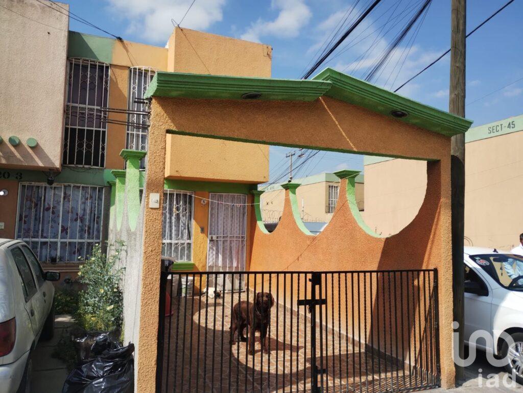 VENDO CASA TECAMAC HEROES 6 A SECCION , ESTADO DE MEXICO.