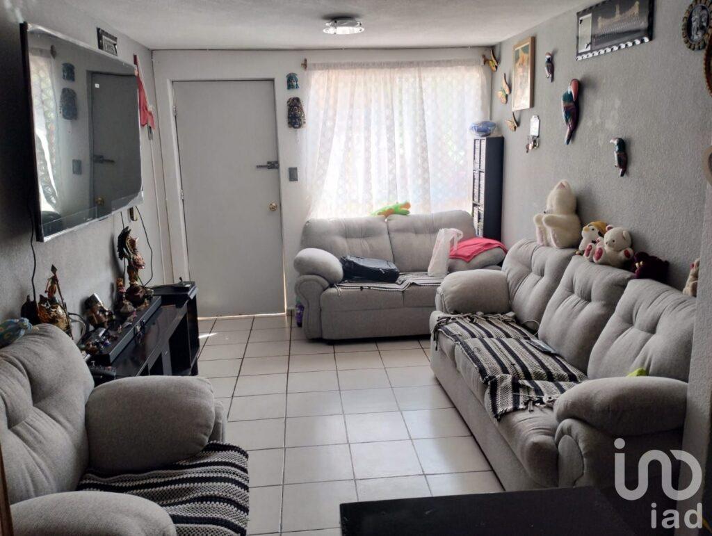 VENDO CASA TECAMAC HEROES 6 A SECCION , ESTADO DE MEXICO.