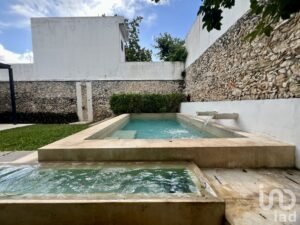 CASA EN VENTA EN EL CENTRO, SAN SEBASTIAN,TOTALMENTE EQUIPADA, CON ALBERCA, CASA EN VENTA EN EL CENTRO, SAN SEBASTIAN,TOTALMENTE EQUIPADA, CON ALBERCA,