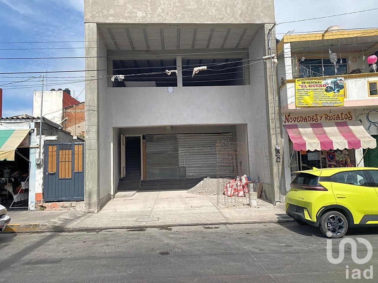 Edificio Comercial en el centro de Acatzingo, Puebla Edificio Comercial en el centro de Acatzingo, Puebla