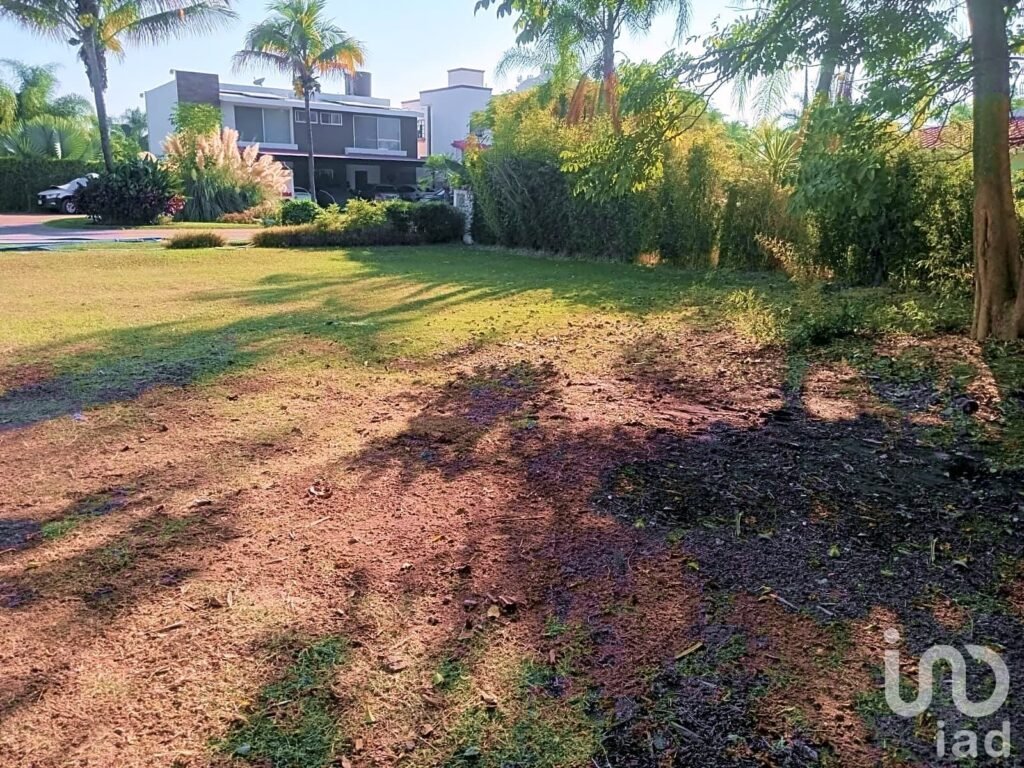 Magnífico Terreno en Venta en José Parres, Dentro de Condominio con Amenidades y Seguridad