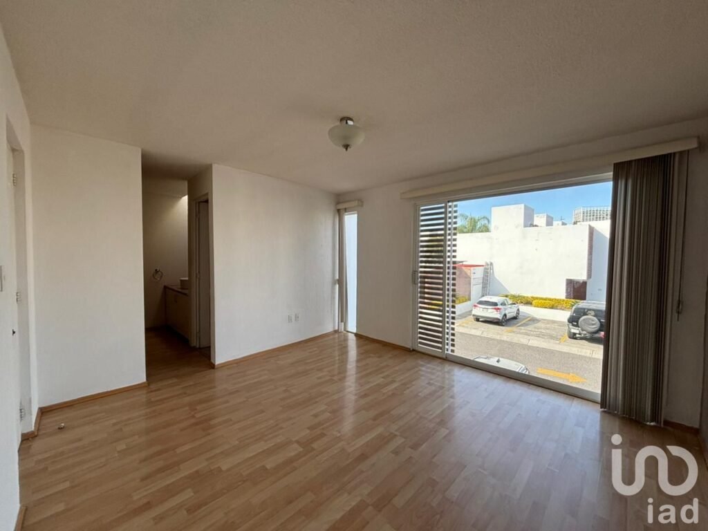 CASA EN RENTA EN CONDOMINIO HORIZONTAL EN SANTA FE JURIQUILLA, QRO