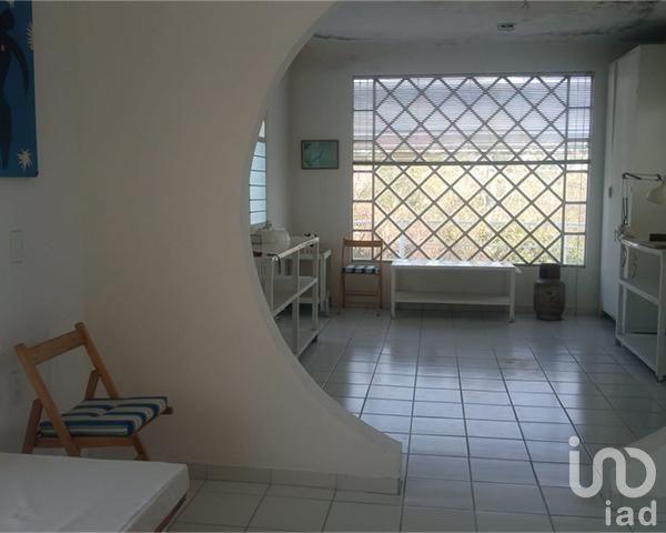 Casa en venta en Fraccionamiento Mirador, Oaxtepec. Morelos