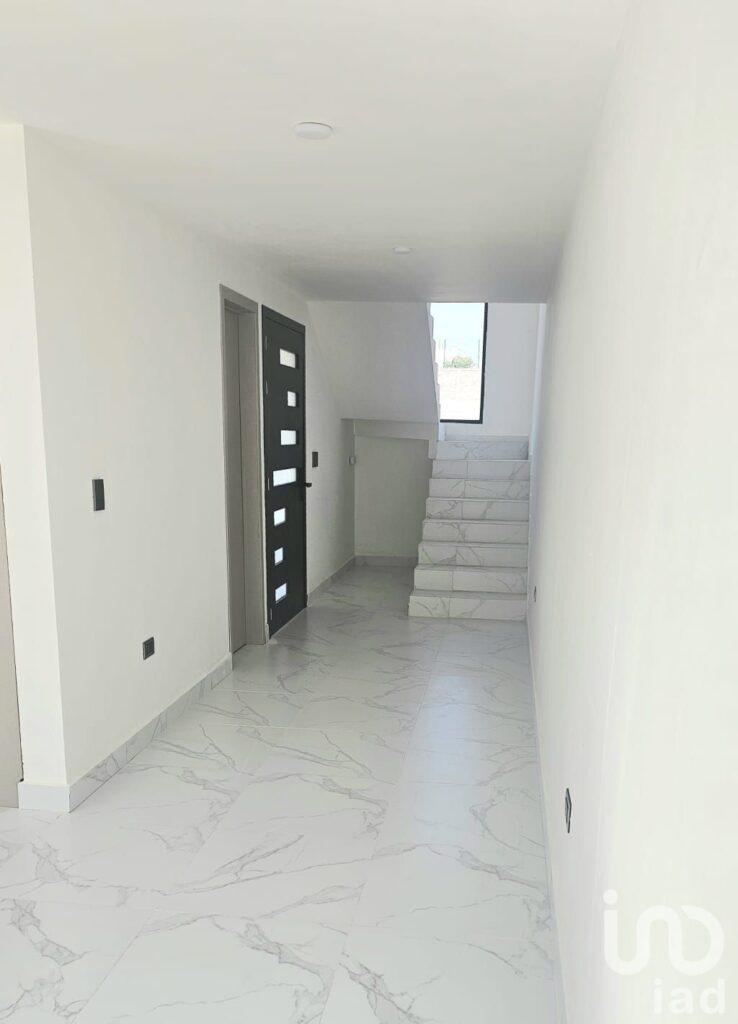 Casa En Venta En Fraccionamiento Cerrado Cerca a Plaza San Diego