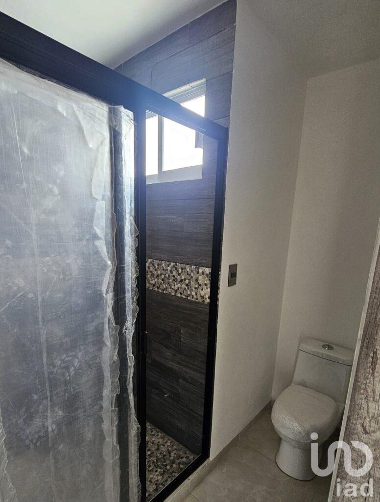 Casa En Venta en Fraccionamiento Cerrado, Zona Finsa