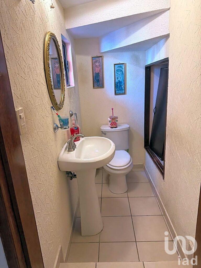 CASA EN VENTA EN CORREGIDORA