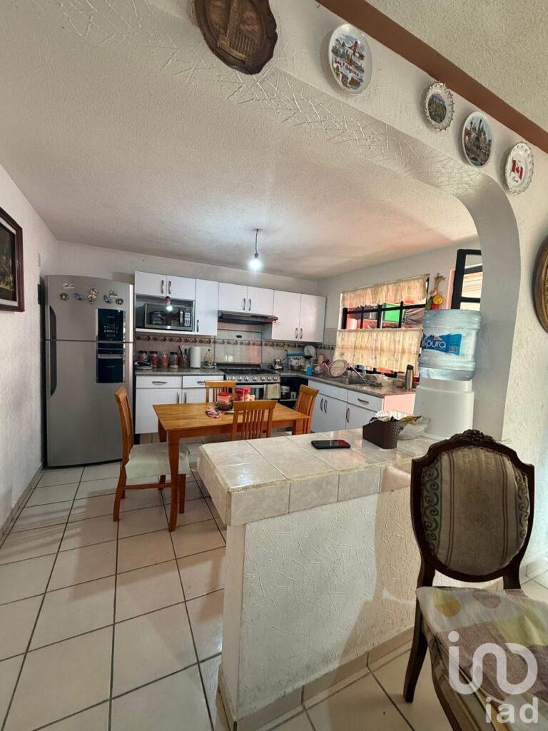 CASA EN VENTA EN CORREGIDORA